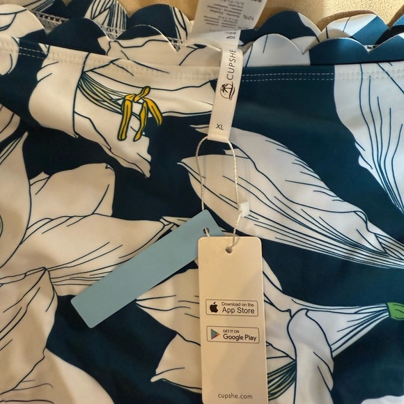 Floral High-Waisted Bikini Bottom - Cupshe brand, NWT - Picture 2 of 5